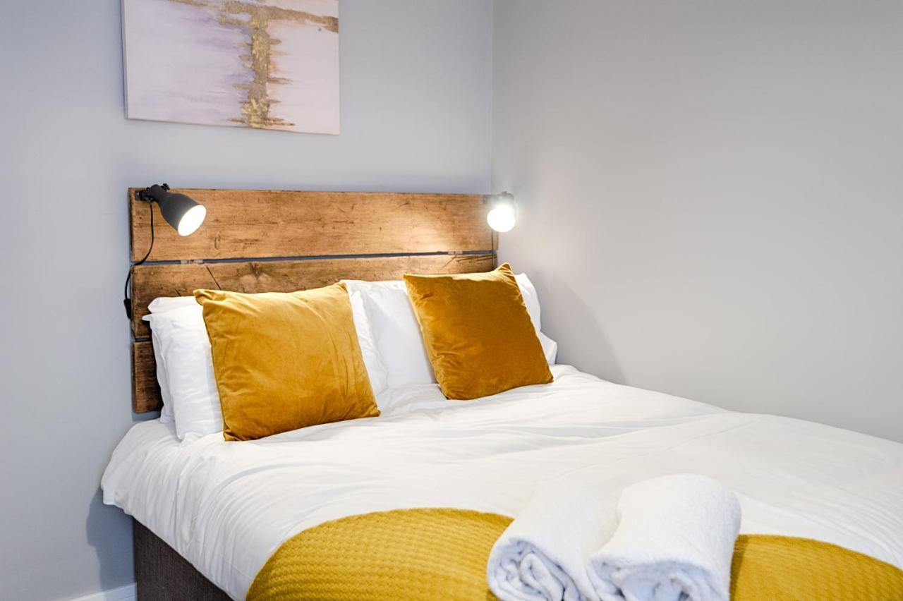 3 Rm Studio, Open-Plan Living, Dining, & Kitchen Llanelli Eksteriør bilde
